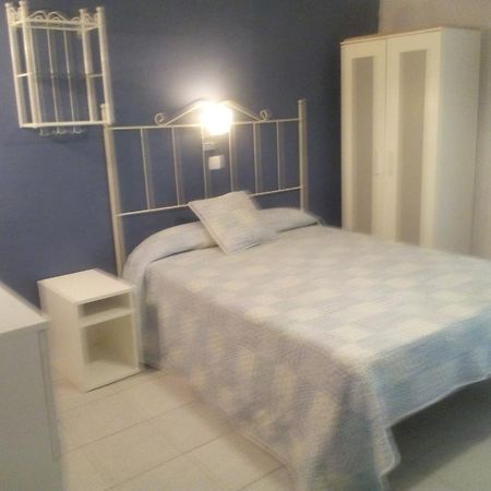 Hostal Sevilla Granada Bagian luar foto
