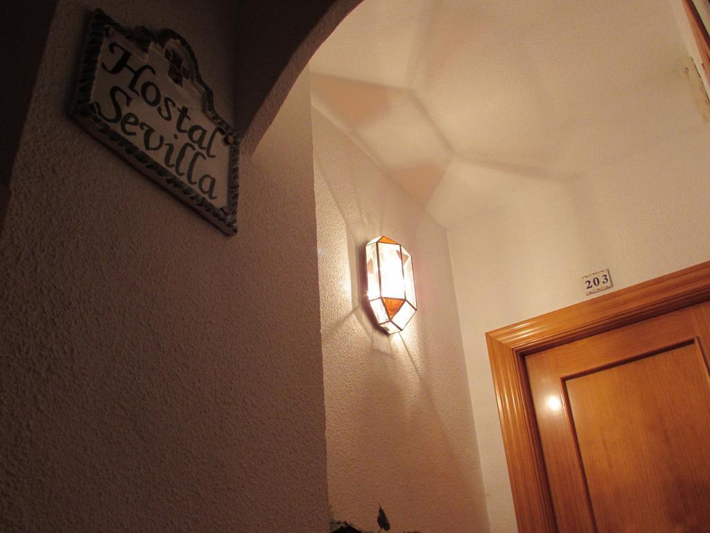 Hostal Sevilla Granada Bagian luar foto